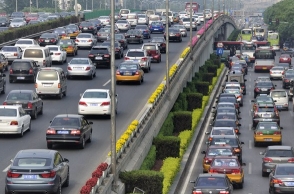 China to ban sale of petrol and diesel cars