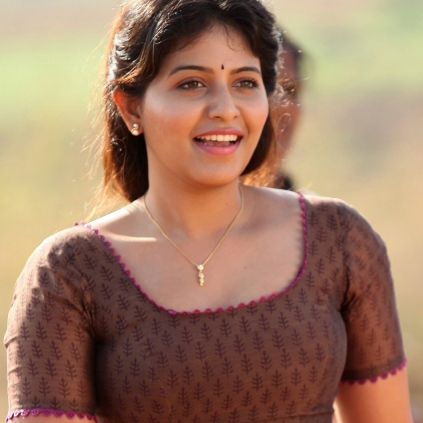 Anjali's sister is not debuting into movies