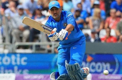 Coach clarifies Dhoni not leaving anywhere after retirement rumours
