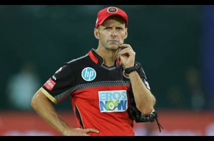 Big change in RCB, Vettori steps down