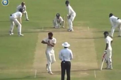 This bowler\'s unique delivery style is going viral - watch video