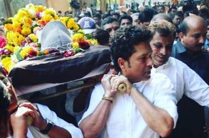 Sachin pays his last respect to his cricket coach ramakant achreker