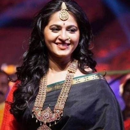 Anushka Shetty Wins Best Actress in the lead at BGM 2018