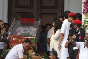 Karunanidhi death: Political leaders and Celebrities pay homage