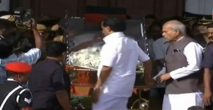 Karunanidhi death: Political leaders and Celebrities pay homage