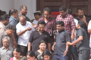 Karunanidhi death: Political leaders and Celebrities pay homage