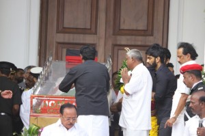 Karunanidhi death: Political leaders and Celebrities pay homage