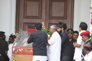 Karunanidhi death: Political leaders and Celebrities pay homage