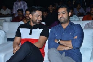 Naa Nuvve Pre Release Function